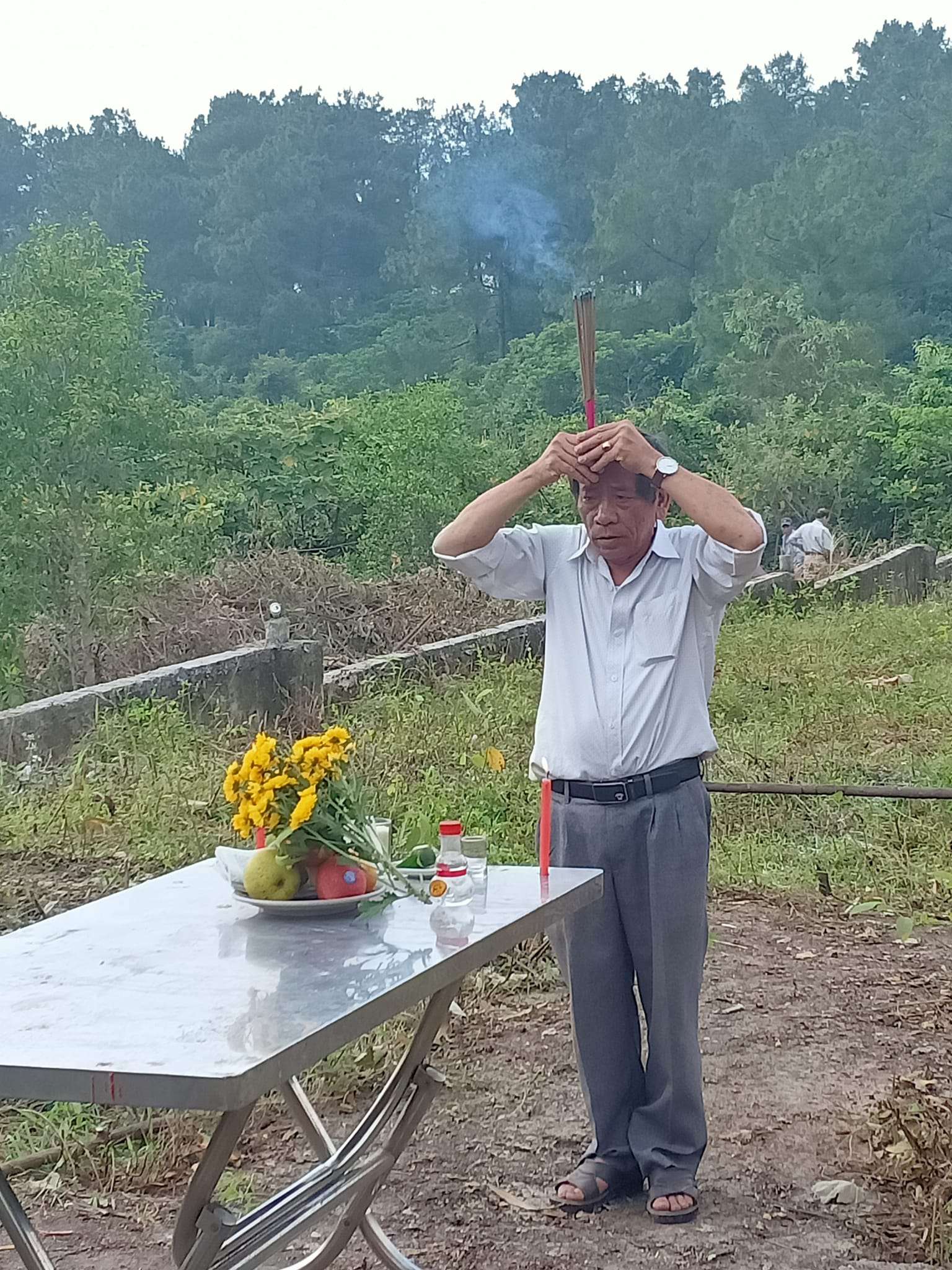 Xây dựng nghĩa trang